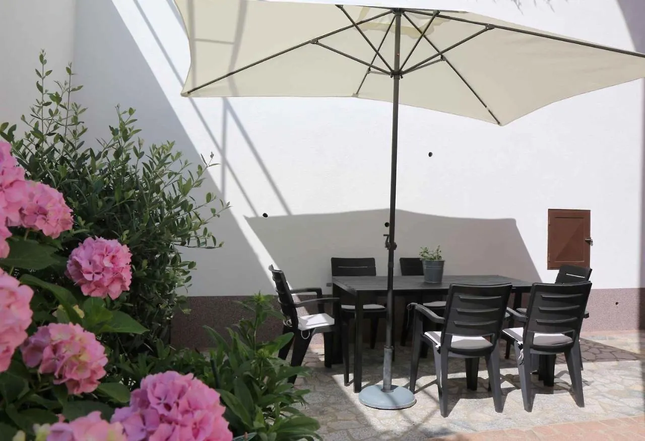 Apartment In Rabac 16698