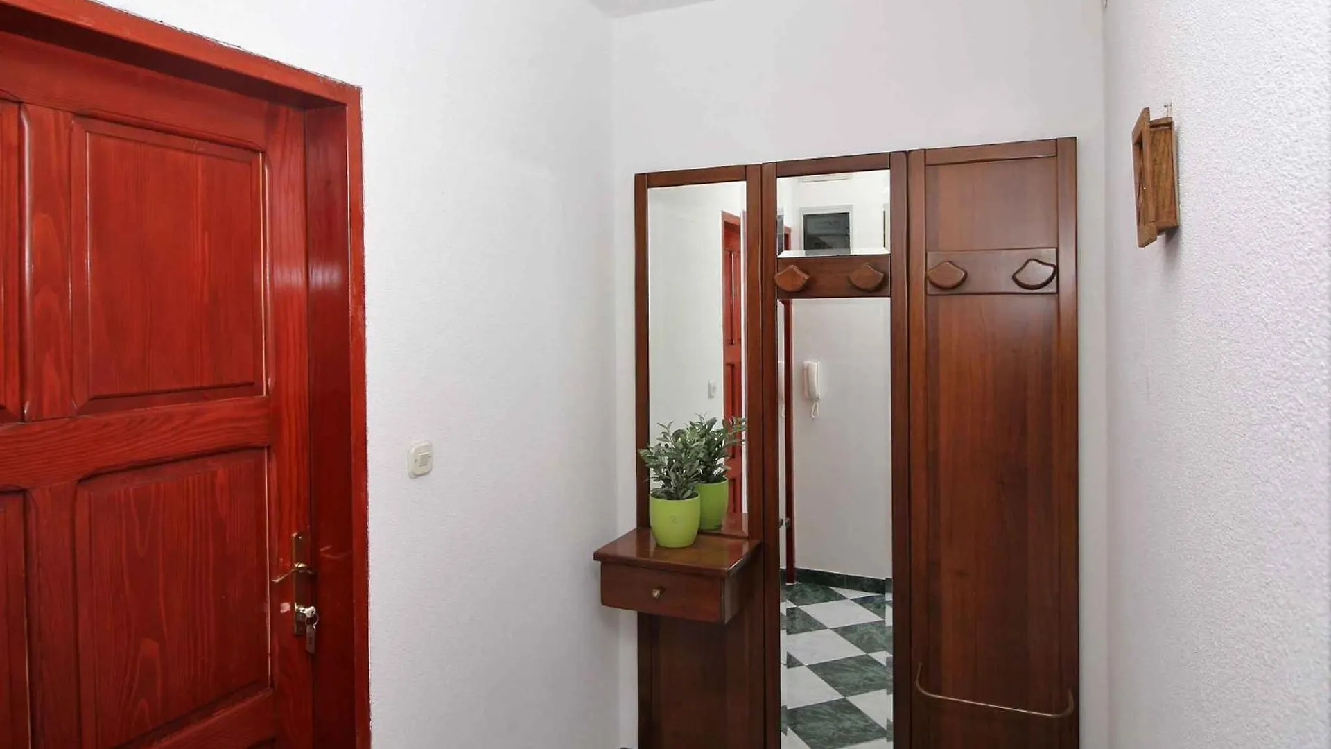 Apartment In Rabac 16698 Kroatien