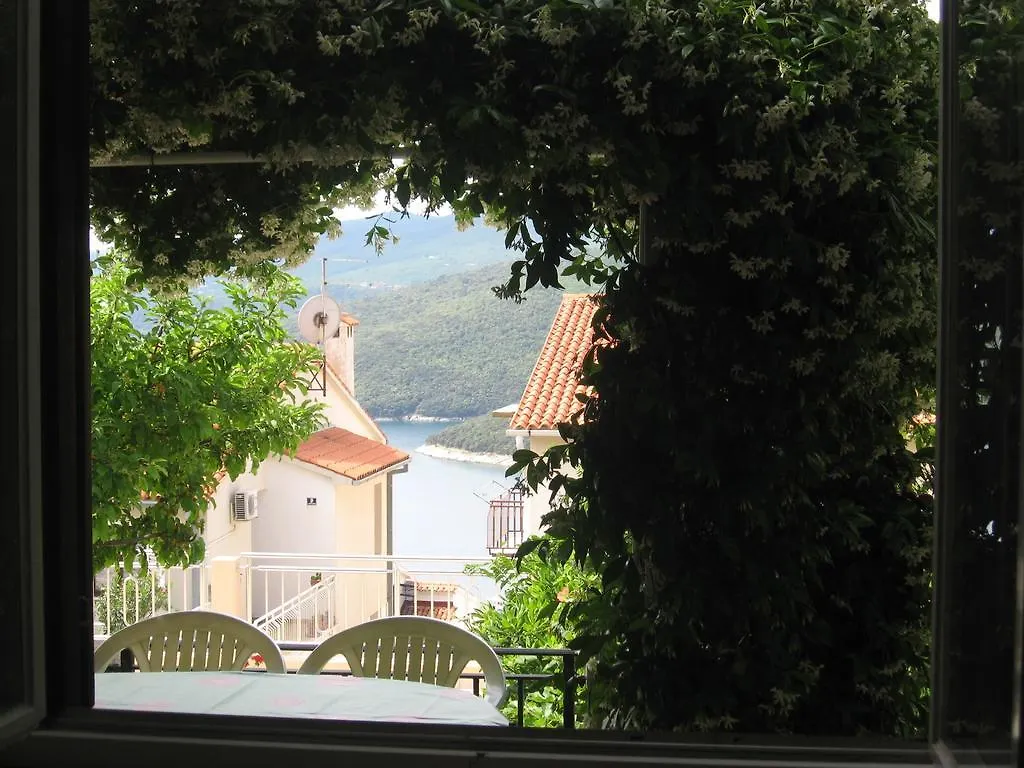 Apartment In Rabac 16698
