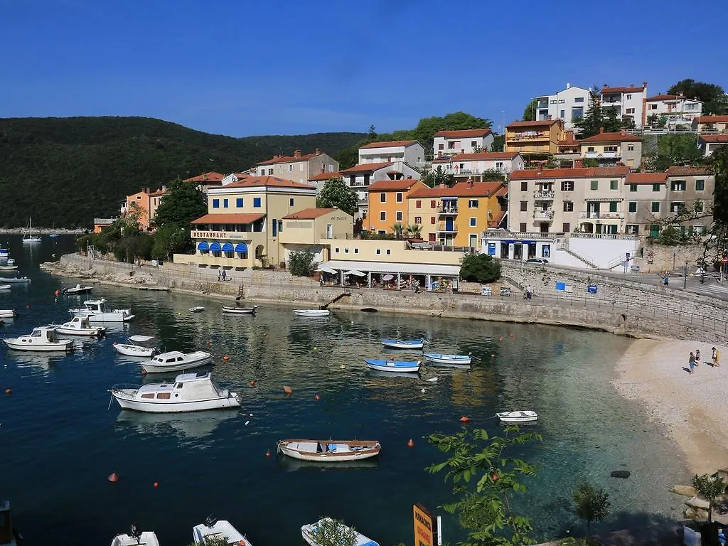 Apartment In Rabac 16698