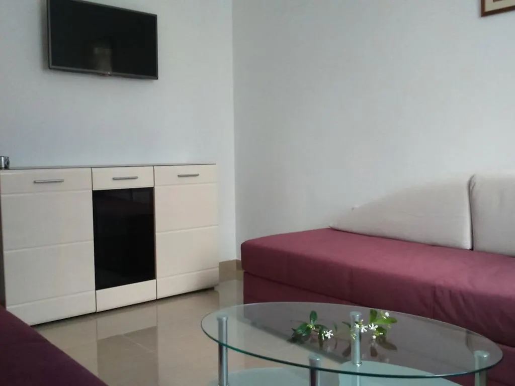 Apartment In Rabac 16698