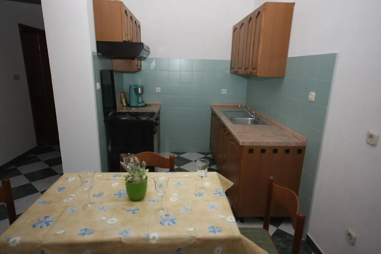 Apartment In Rabac 16698